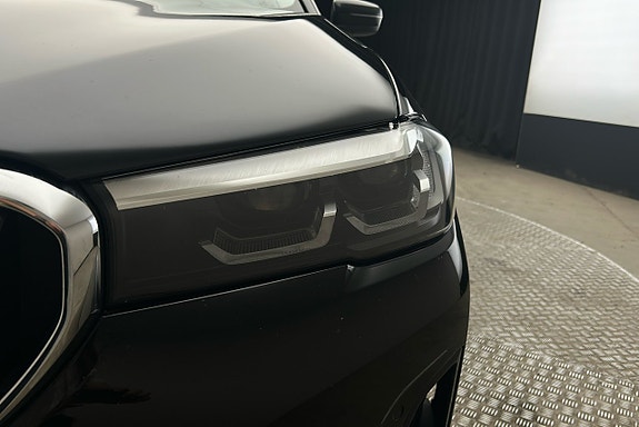 BMW 530e 11 of 28