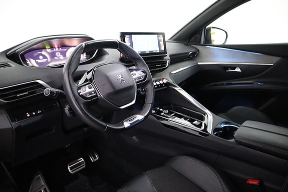 Peugeot 5008 10 of 23