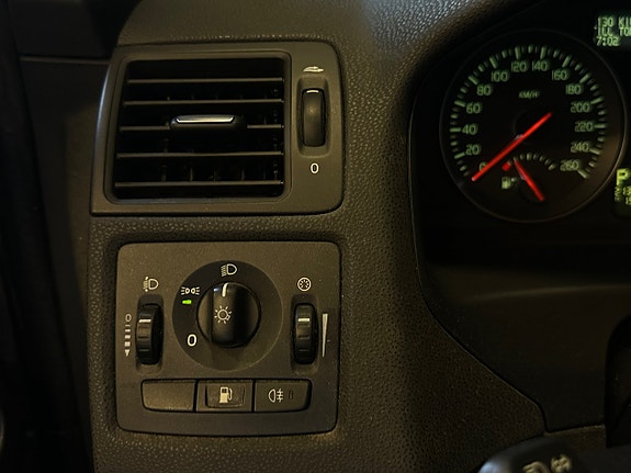 Volvo V50 16 of 21