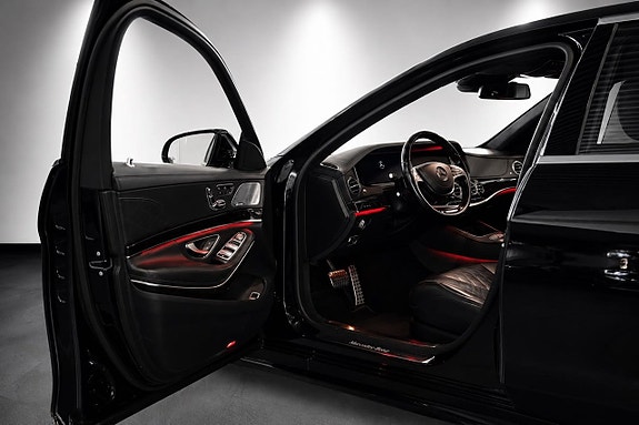 Mercedes-Benz S500 8 of 25