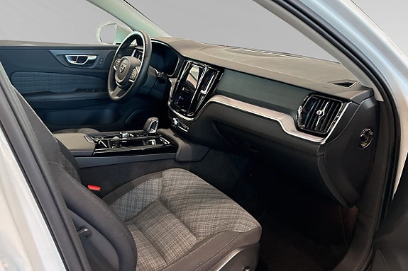 Volvo V60 10 of 20
