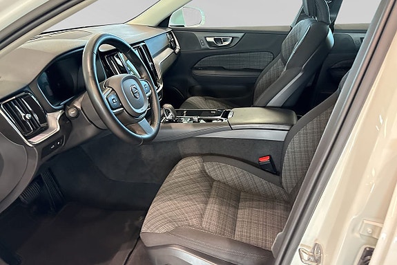 Volvo V60 7 of 20