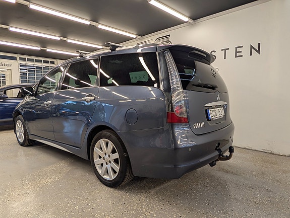 Mitsubishi Grandis 16 of 28