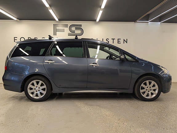 Mitsubishi Grandis 2 of 28
