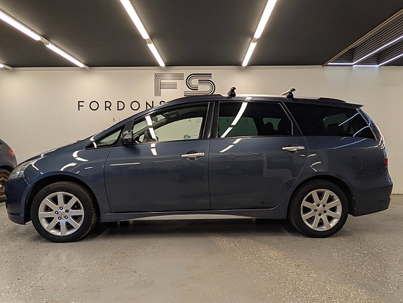 Mitsubishi Grandis 15 of 28