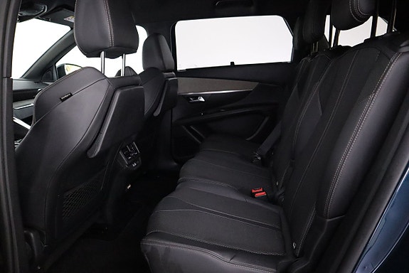 Peugeot 5008 13 of 21
