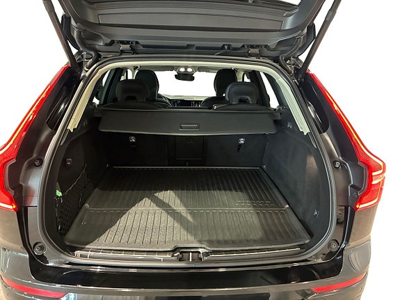 Volvo XC60 14 of 16