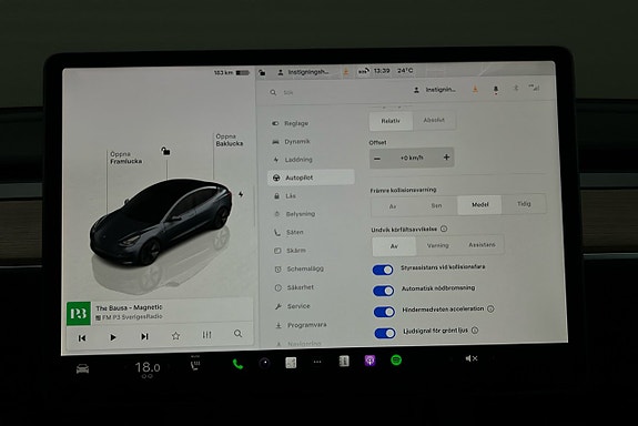 Tesla Model 3 24 of 26