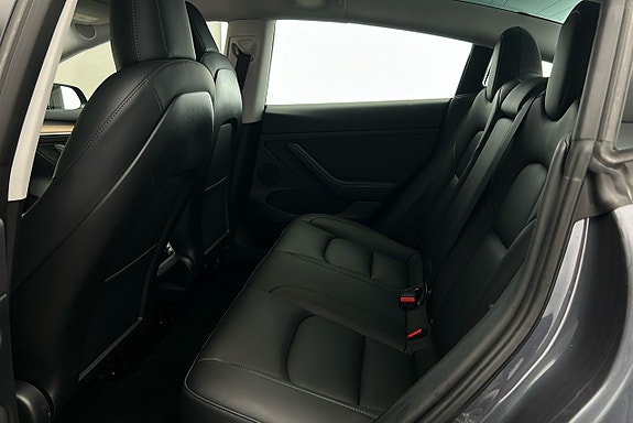 Tesla Model 3 12 of 26