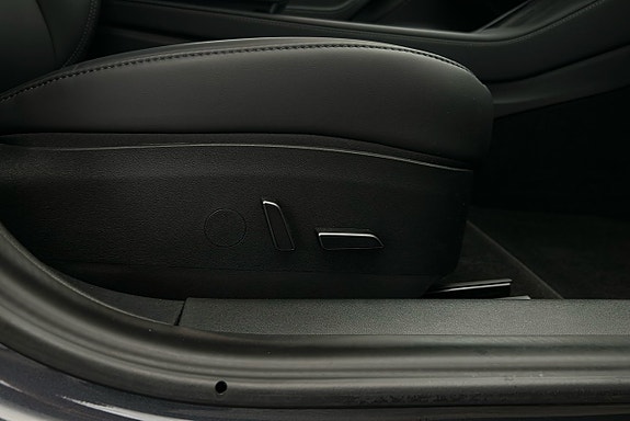 Tesla Model 3 16 of 26