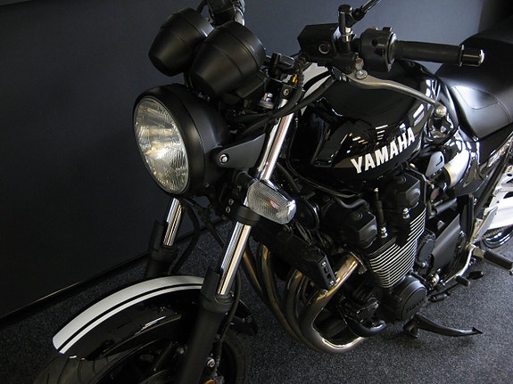Yamaha XJR 1300 Toppskick 10 of 10