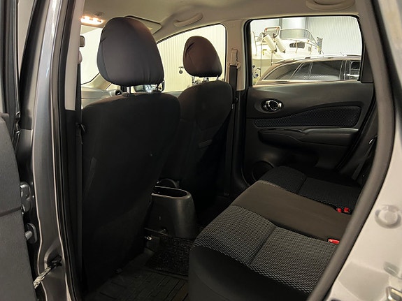 Nissan Note 17 of 29