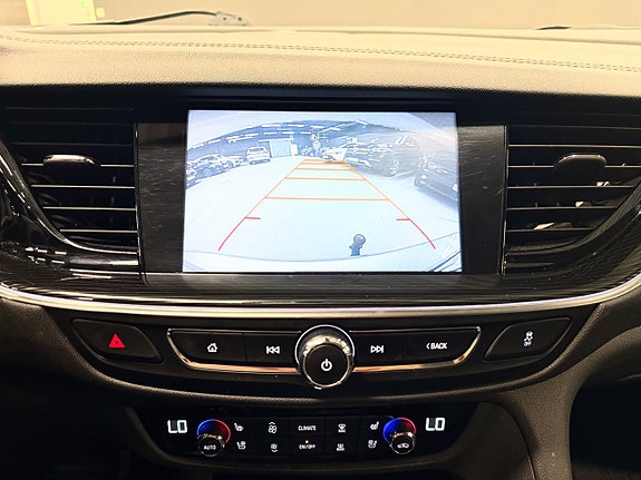 Opel Insignia 13 of 21