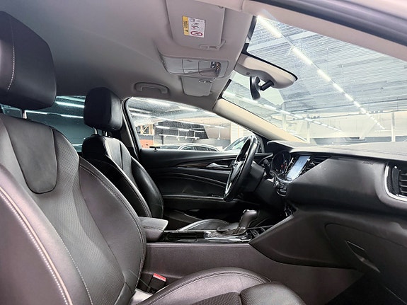 Opel Insignia 11 of 21