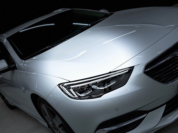 Opel Insignia 4 of 5