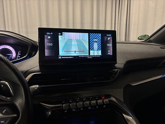 Peugeot 5008 13 of 17