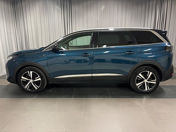 Peugeot 5008 2 of 17