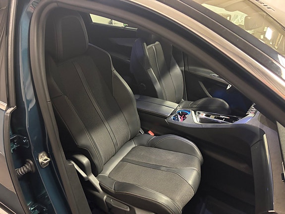 Peugeot 5008 16 of 17
