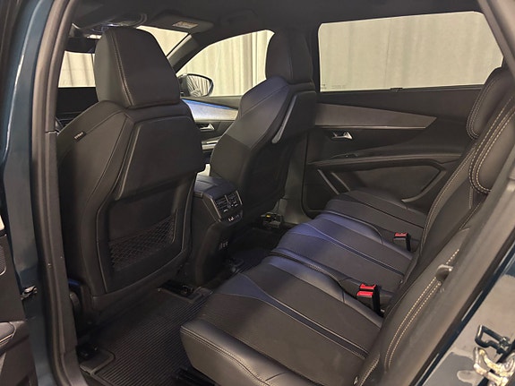 Peugeot 5008 9 of 17
