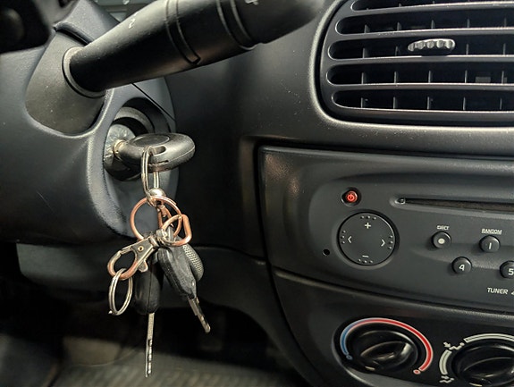 Renault Megane 23 of 25