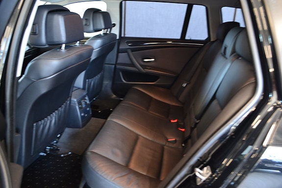 BMW 525 9 of 11