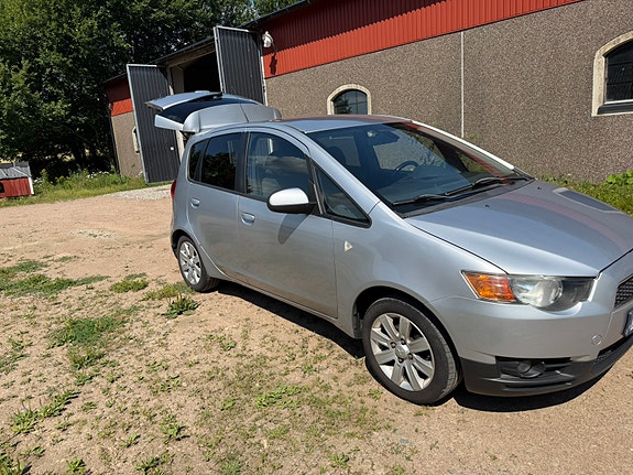 Mitsubishi Colt 5 of 5