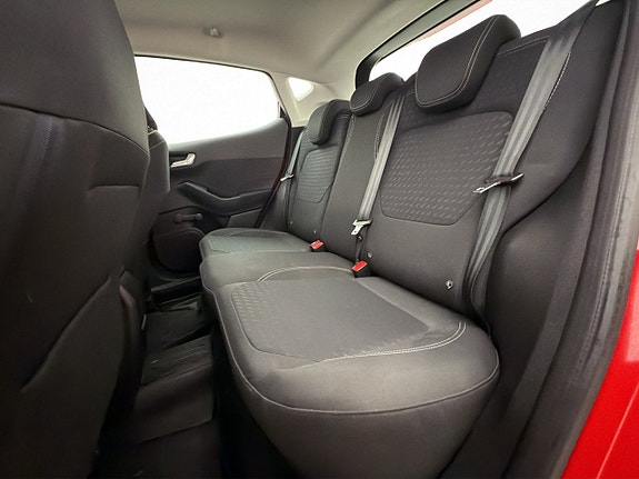 Ford Fiesta 21 of 28