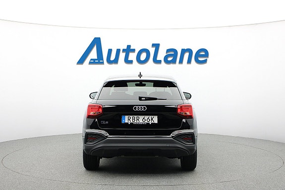 Audi Q2 5 of 26