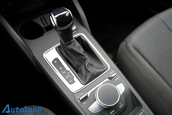 Audi Q2 21 of 26