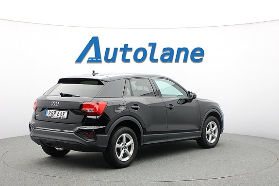 Audi Q2 4 of 26