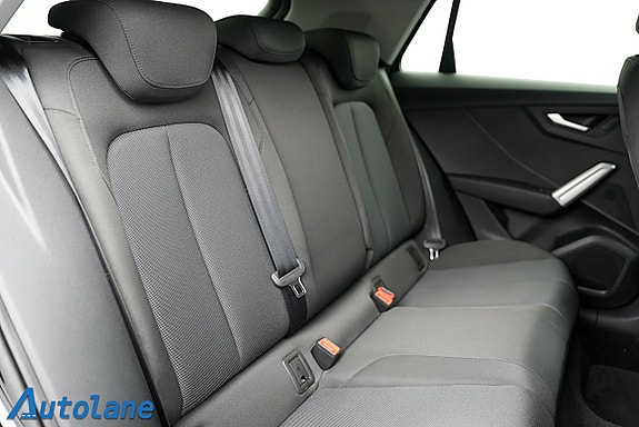 Audi Q2 25 of 26