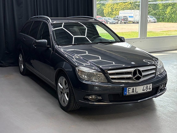 Mercedes-Benz CLA180 d 14 of 14