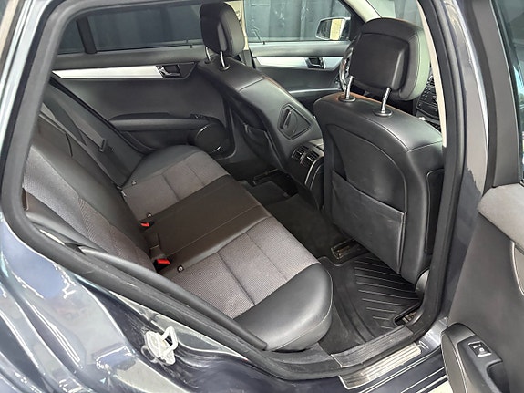 Mercedes-Benz CLA180 d 8 of 14
