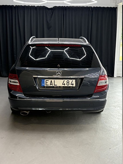 Mercedes-Benz CLA180 d 10 of 14