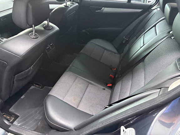 Mercedes-Benz CLA180 d 7 of 14