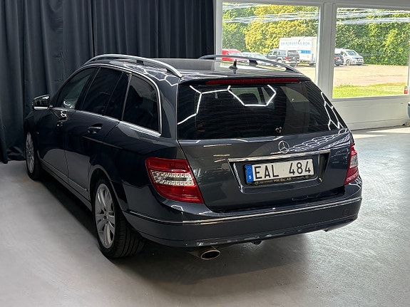 Mercedes-Benz CLA180 d 3 of 14