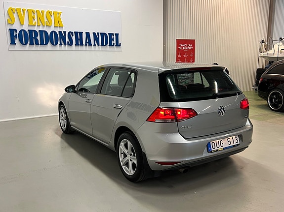 Volkswagen Golf VII 6 of 27