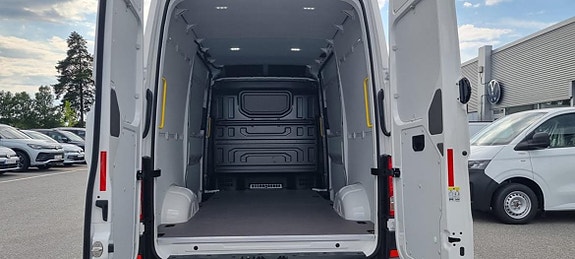 Volkswagen Crafter 35 11 of 12