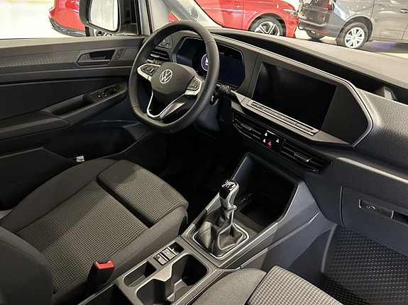 Volkswagen Caddy Maxi 12 of 21