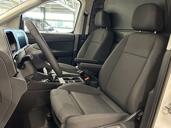 Volkswagen Caddy Maxi 13 of 21