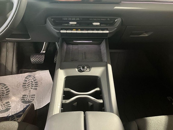 Volkswagen ID.3 Neo 12 of 21