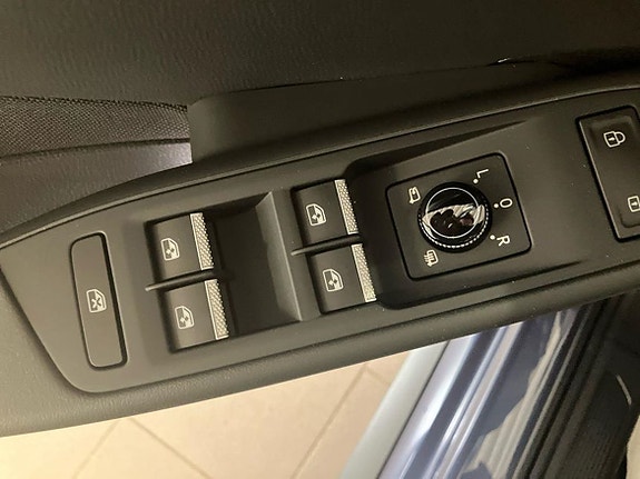 Volkswagen ID.3 Neo 15 of 21