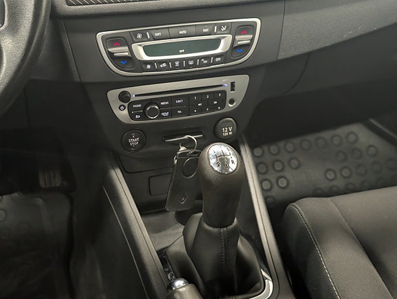 Renault Megane 21 of 26