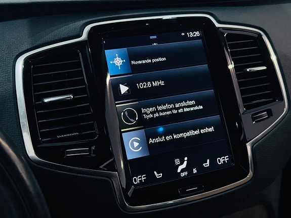 Volvo XC90 17 of 25