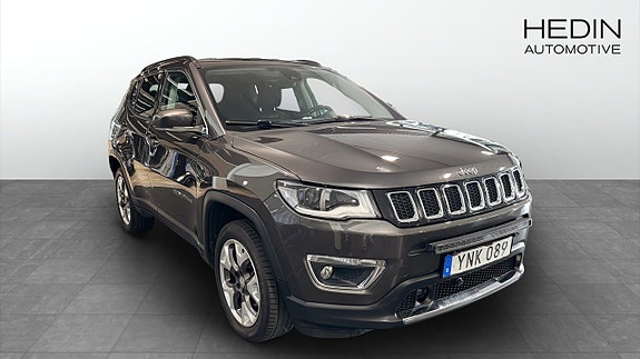 Jeep Compass 2 of 5