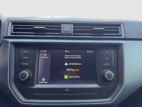 Seat Arona 13 of 20