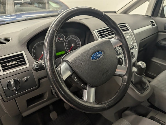 Ford C-Max 11 of 30