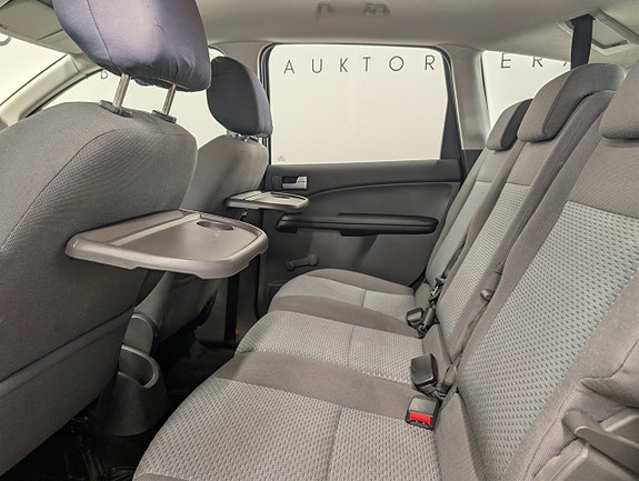 Ford C-Max 6 of 30