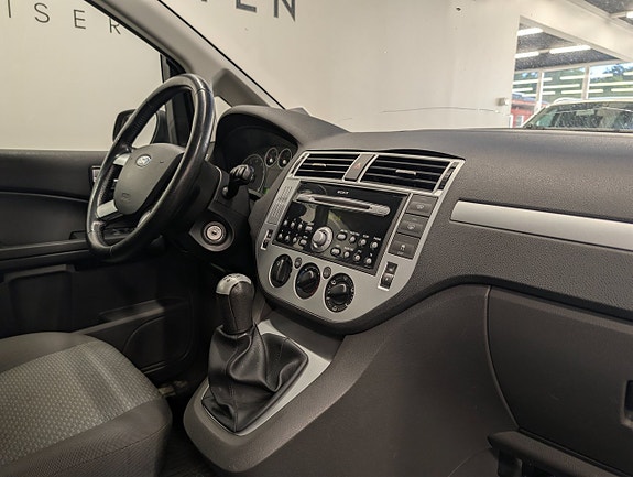 Ford C-Max 26 of 30