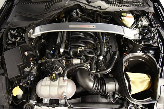 Ford Mustang 17 of 30